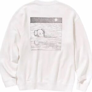 Uniqlo x KAWS UT White Crewneck Sweatshirt Long Sleeve Size XS